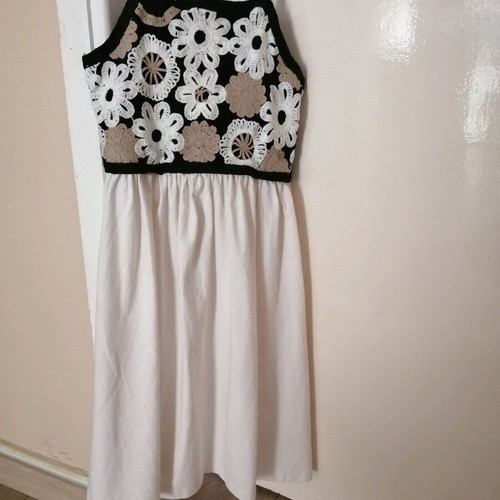 Zara dress size 11-12 years 146-152 like new, white