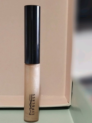 MAC Lipglass Very Go Lightly new 2.4g
