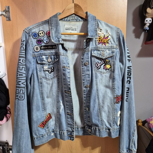 Denim jacket with designs size large like new, blue turquoise