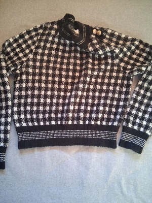 Mango short winter sweater used, black and white, size M
