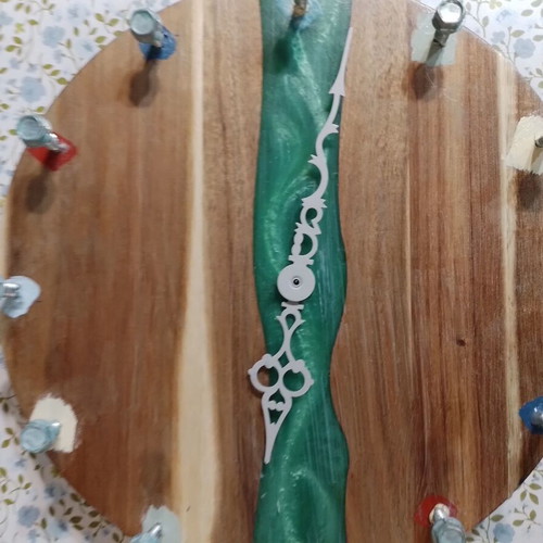 Wall clock handmade with wood and resin 25x25 cm new