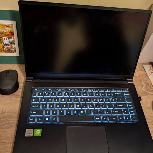MSI Modern 15 laptop like new, Intel Core i5, 8GB RAM, 1TB SSD