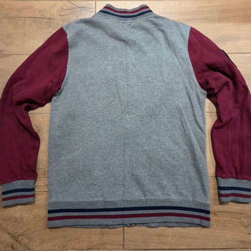 Admiral jacket Medium like new, gray and red colors