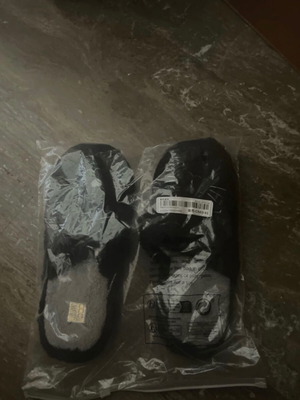 Slippers size 39 new, black with gray soft lining