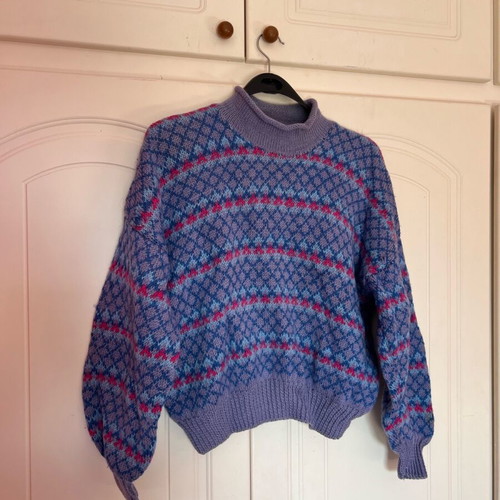 Wool sweater used, hand-knitted, size XS