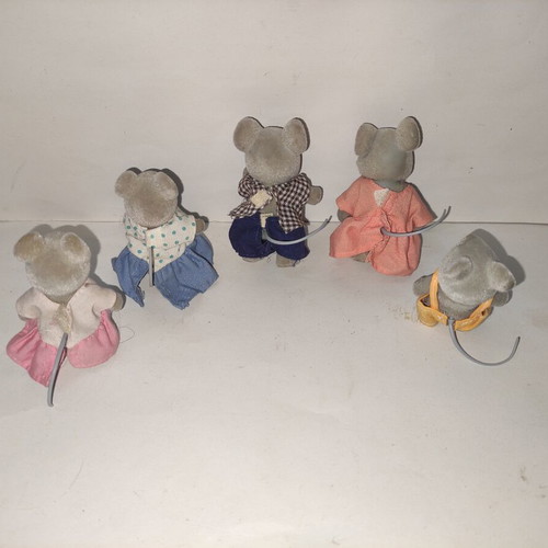 Sylvanian Families vintage Mouse family 1995 like new, 5 figures