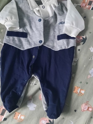Official baby romper like new for 1 month old