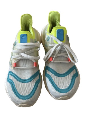 Adidas Ultra Boost sport shoes like new