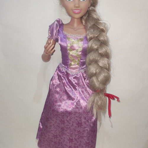 Disney Princess Rapunzel doll used, 80 cm height