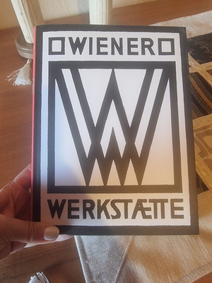 Wiener Werkstatte book by Gabriele Fahr-Becker, Taschen 2003 edition