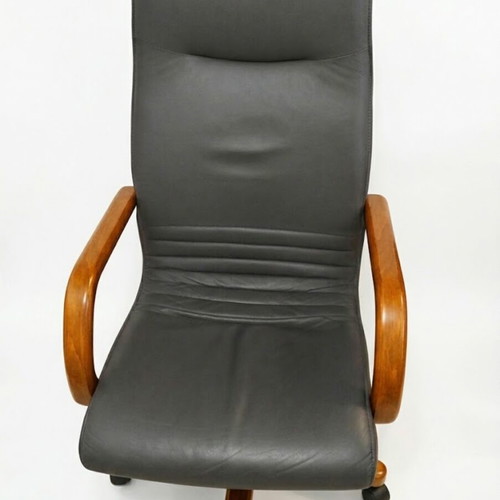Gautier professional office furniture set like new