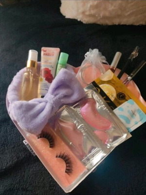 Complete beauty kit καινούργιο, μακιγιάζ με 14 προϊόντα