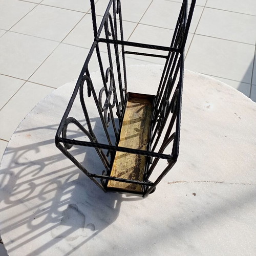 Umbrella stand used, made of solid iron