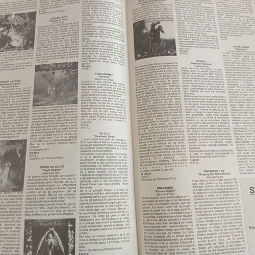 Maximum Rock pack of 2 issues like new, Romanian
