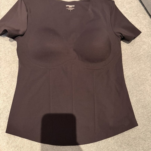 Yamamay sport top size L like new, black
