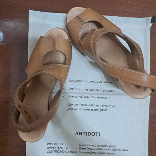 Antidoti Sara Zeppa Wooden Wedges Size 37 Like New