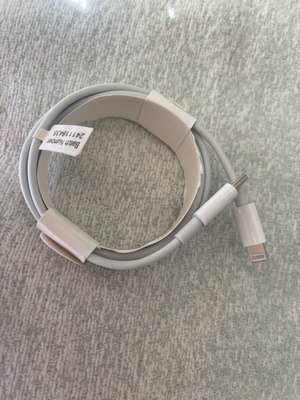 Lightning Cable brand new for iPhone 14/13/12/11 and iPad