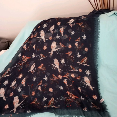 Zuiki outlet edition Italy scarf used, square, large