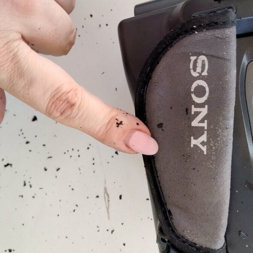 Sony Handycam Vision CCD-TRV78E PAL Hi8 Video8 camcorder, retro Y2K