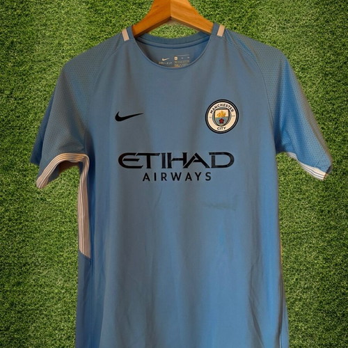 Gabriel Jesus Manchester City 2017/2018 home football jersey used, size YXL