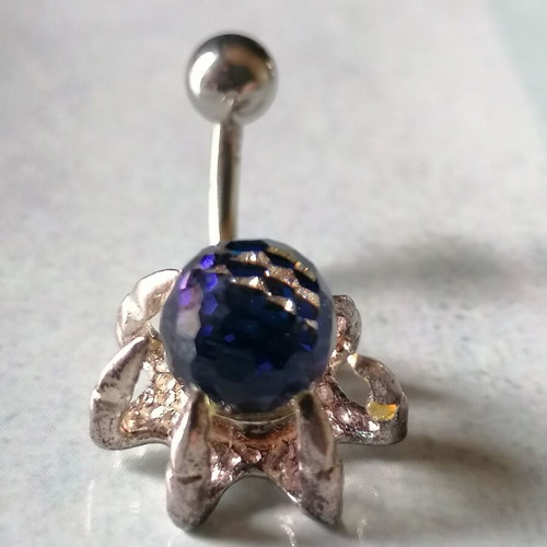 Dragon Claw Navel Piercing with Color-Changing Crystal, 925 Silver