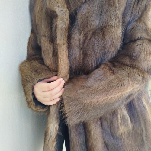 Women's coat made of natural fur new, brown and black