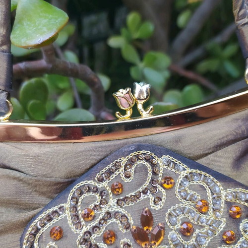 Evening shoulder bag brown new with embroidery