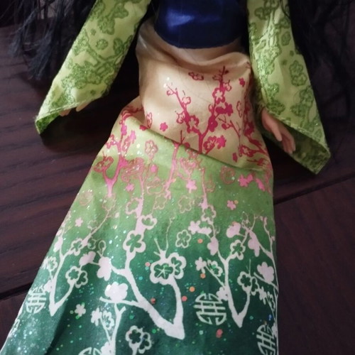Mattel Disney Princess Mulan doll like new for 3+ years