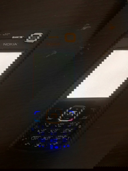 NOKIA N70