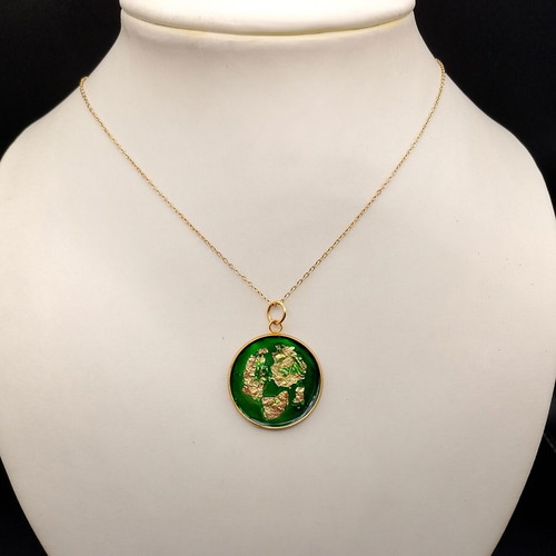 Apefthon Green Necklace with Gold Leaves New, Handmade Hypoallergenic