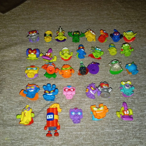 SuperZings / SuperThings collection of 33 mini figures