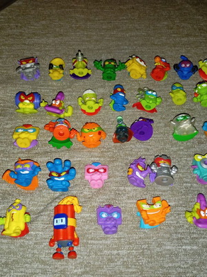 SuperZings / SuperThings collection of 33 mini figures