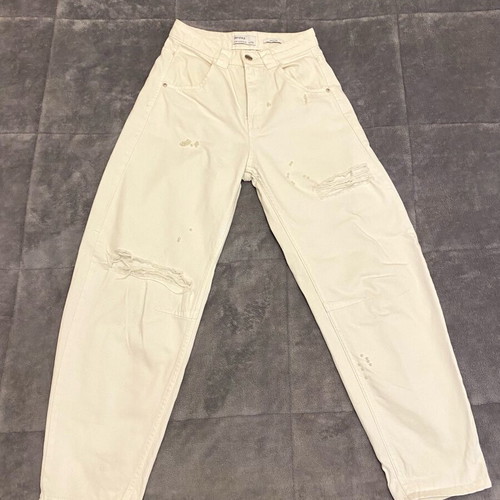 Bershka denim pants with hand-sewn beads, like new, white