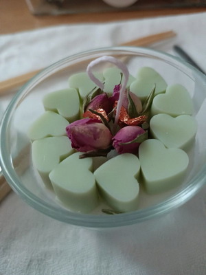 Κεράκια σόγιας καινούργια σε διάφορα χρώματα και αρώματα