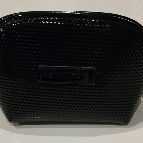 Helenvita toiletry bag black like new