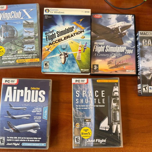 PC Games συλλογή σαν καινούργια σε DVD με Flight Simulator και Call of Duty