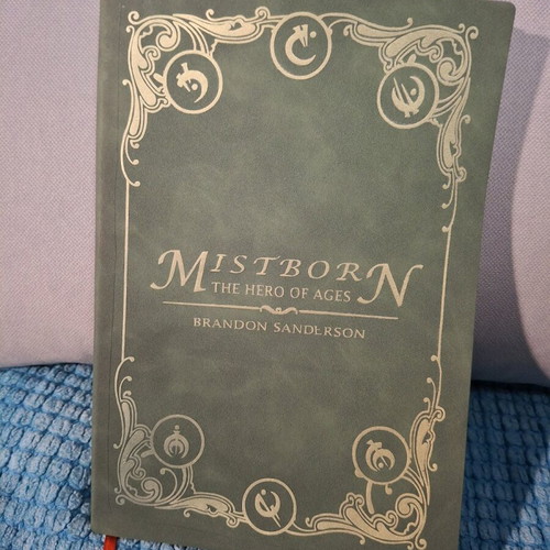 Mistborn notebook like new with Brandon Sanderson cover