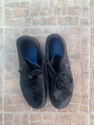 Ποδοσφαιρικά Nike Phantom GX 2 Club TF No 40 σαν καινούργια, μαύρα