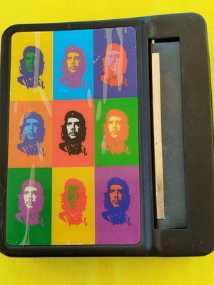 Cigarette case with rolling mechanism and Che Guevara pop art new