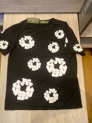 Demin Tears T-shirt new, size medium, black and white