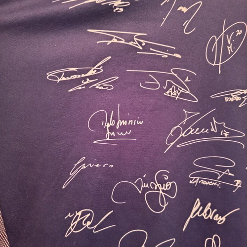 Parma jersey with printed signatures like new, 2002 Italy cup