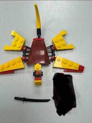 Lego Ninjago 30083 like new, original 2011, missing figure