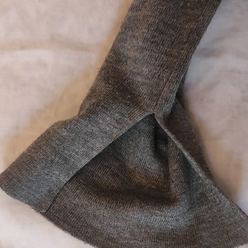 Zara Knit gray turtleneck sweater used, thin and soft, size S