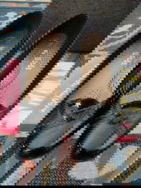 Γυναικεία παπούτσια B-soft.
