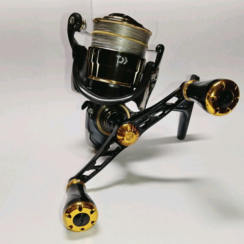 Макара Daiwa Theory 2508PE-H spinning като нова
