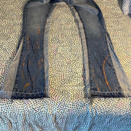 Blue Gallery Dept. Splattered Flared Jeans new, size 28 unisex