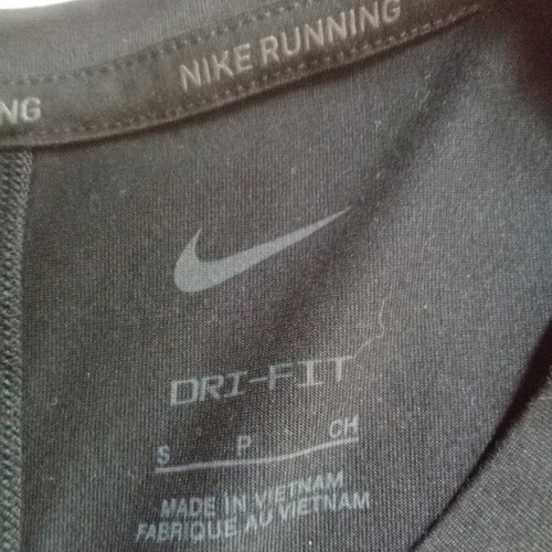 Nike sleeveless running tank small like new, black