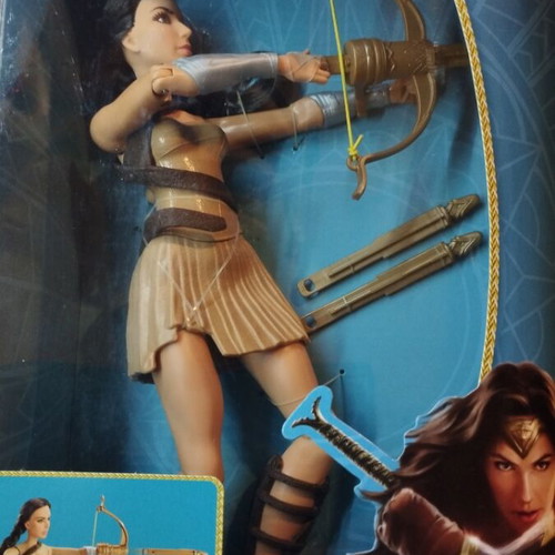 Wonder Woman Doll with Bow Mattel 2016 new