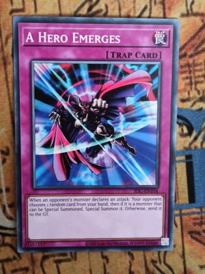 A Hero Emerges Normal Trap κάρτα σαν καινούργιο