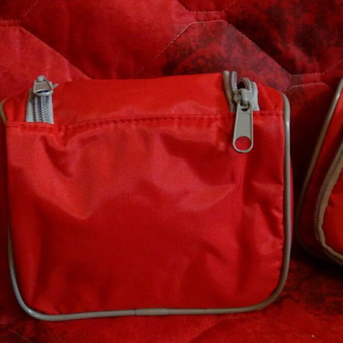Bags like new, pack of 2, red